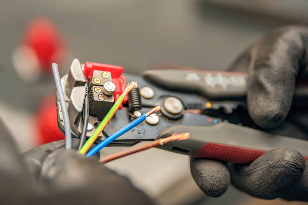 Best 24-Hour Electrician  in Monroeville, AL